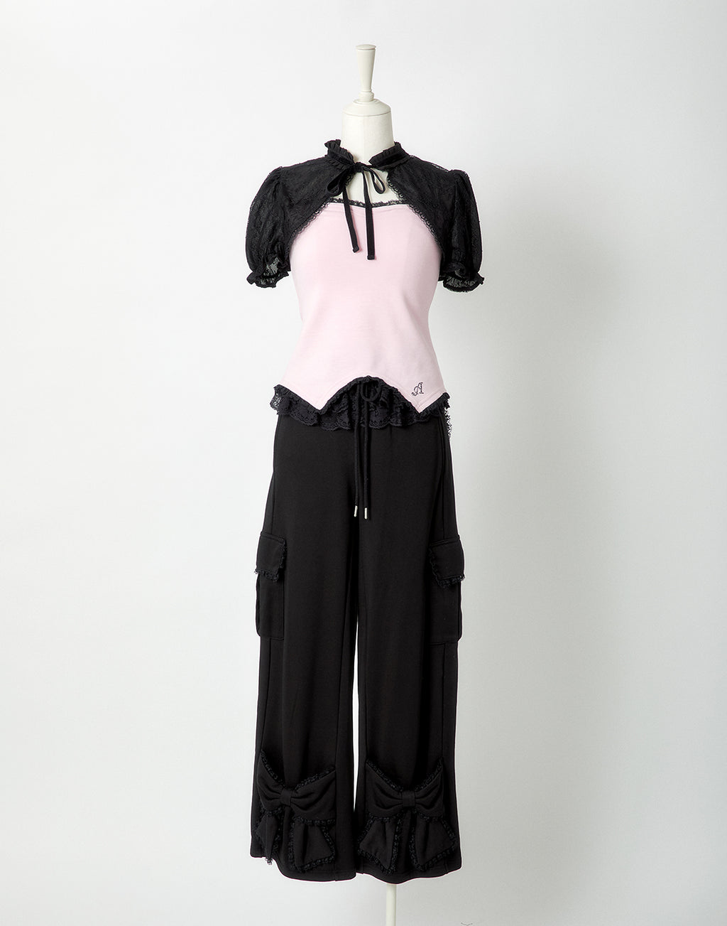 <Deliver in Late September> AVENCHUMU Tutu lace sweat ribbon pants