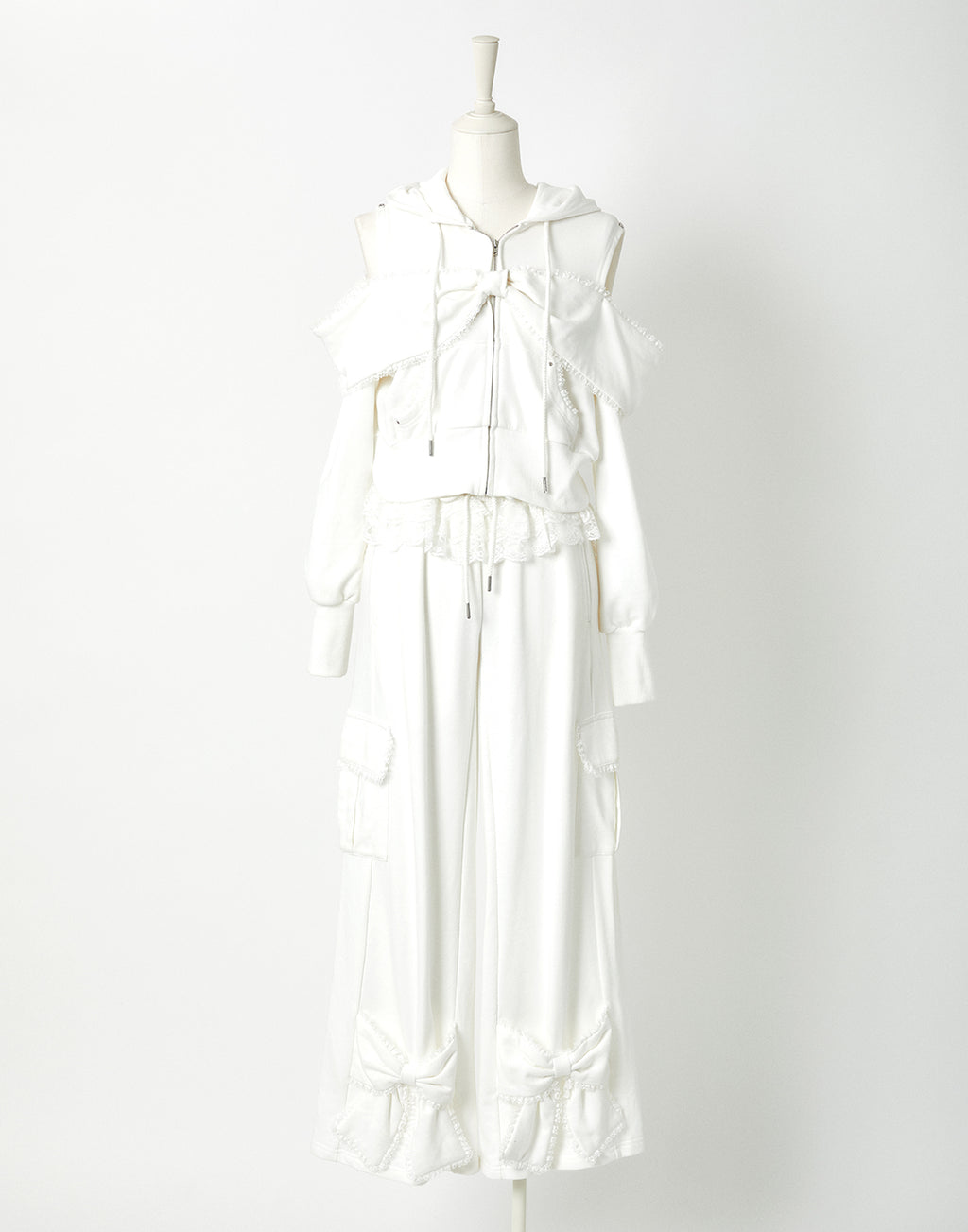 <Deliver in Late September> AVENCHUMU Tutu lace sweat ribbon pants