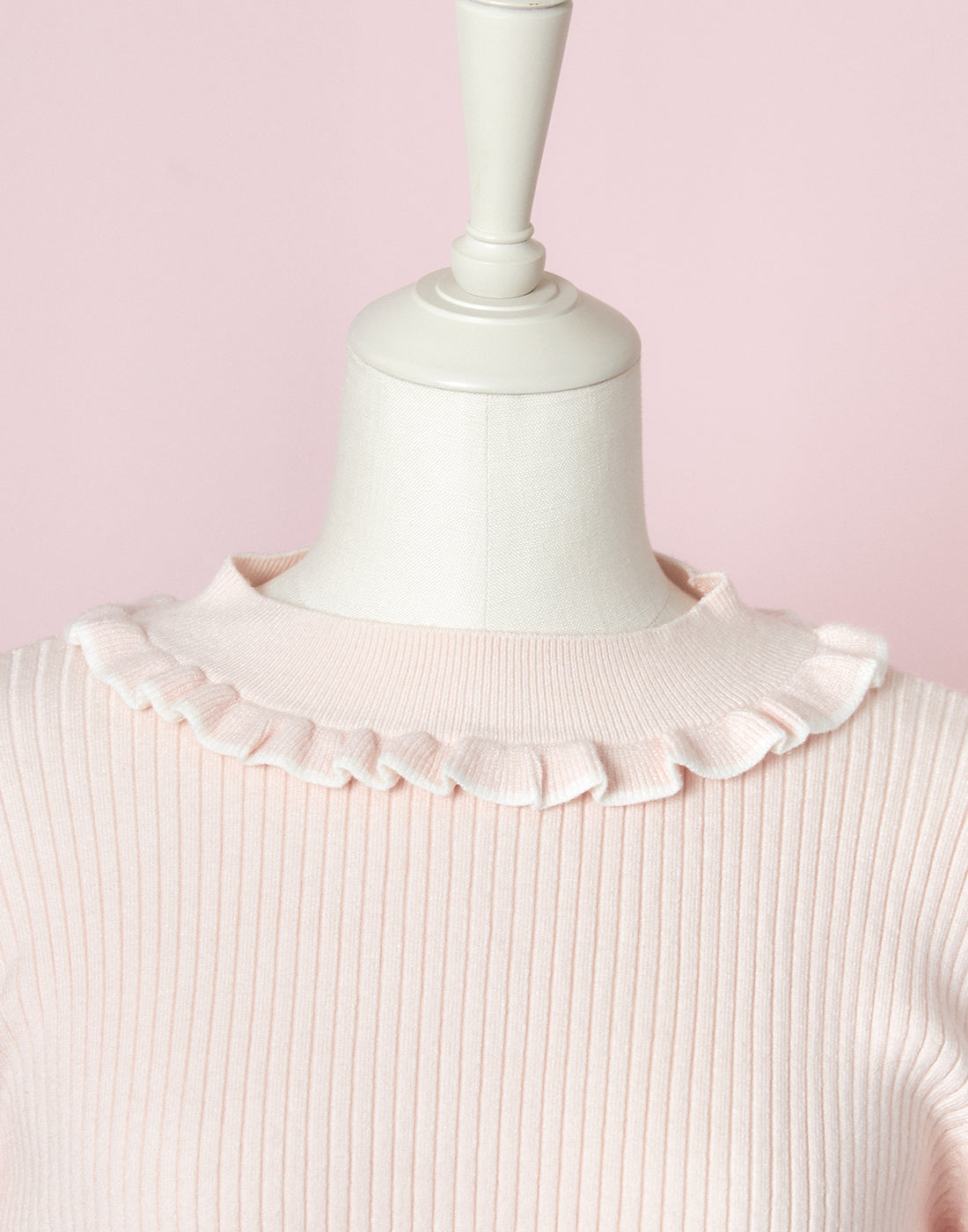 mellfy memory lare sleeve bicolor ribbon Knit Top