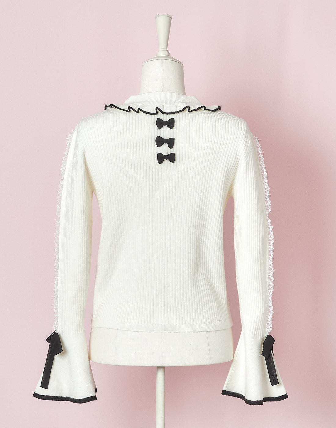 mellfy memory lare sleeve bicolor ribbon Knit Top