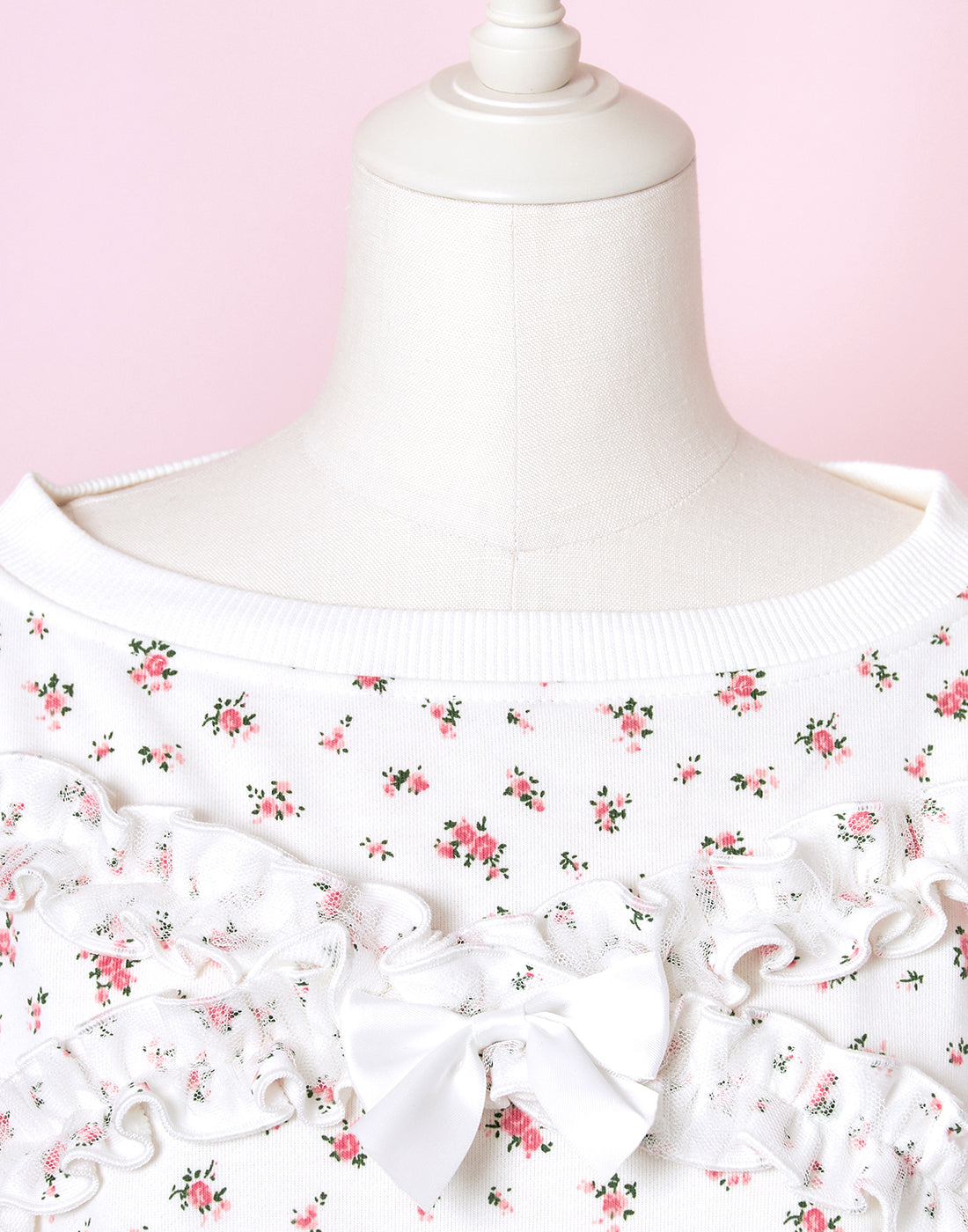 <Deliver In November> Lolime frilly tiny floral Sweat Shirt