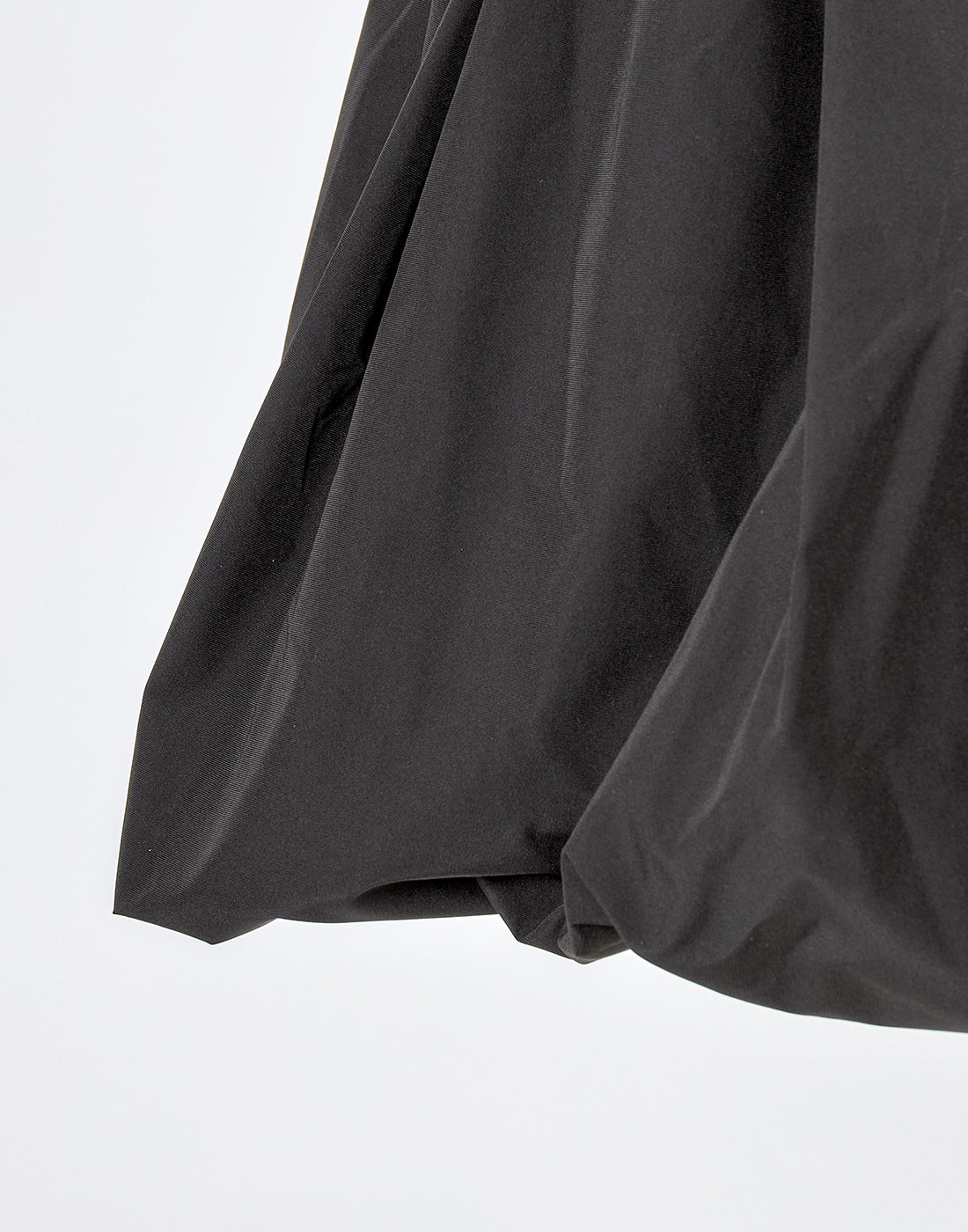 AVENCHUMU Back ribbon knit balloon one piece