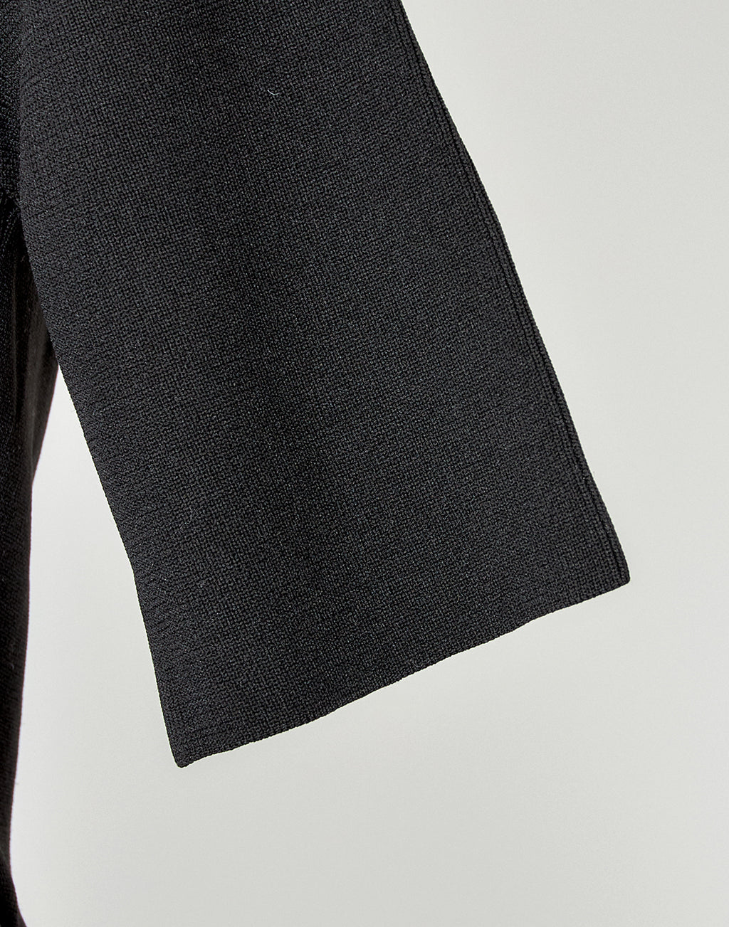 AVENCHUMU Back ribbon knit balloon one piece