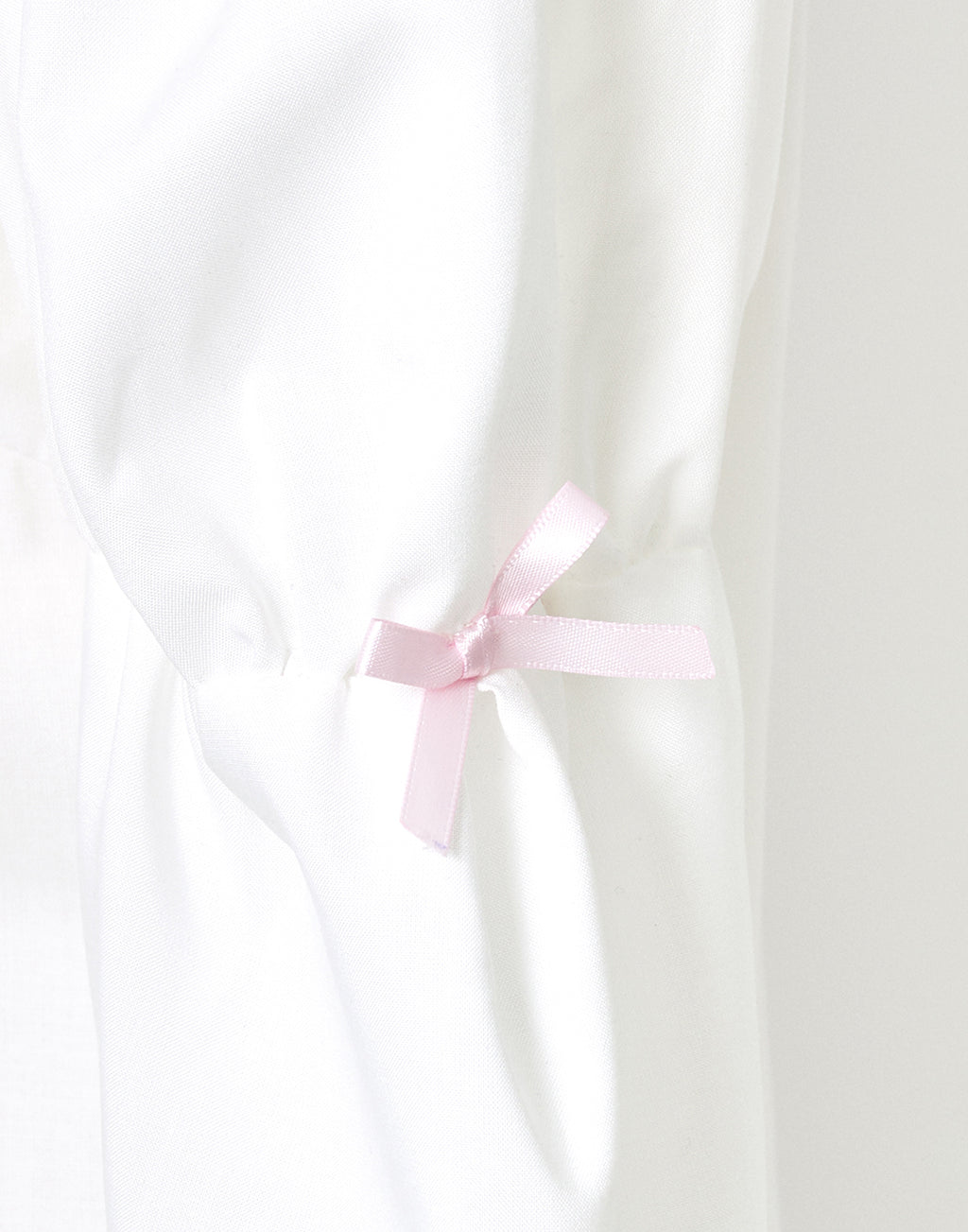 (Deliver In Late October) AVENCHUMU Frills & ribbons cross tie puff blouse