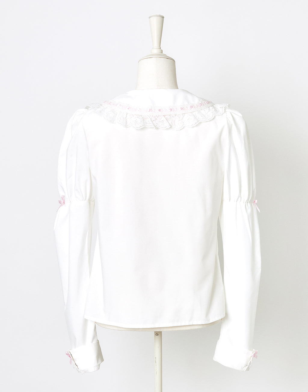 (Deliver In Late October) AVENCHUMU Frills & ribbons cross tie puff blouse