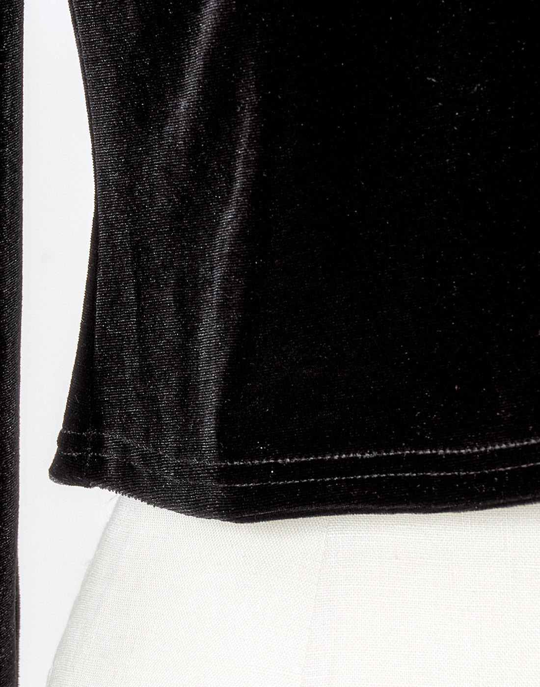 (Deliver In Late October) AVENCHUMU Velor heart button tops