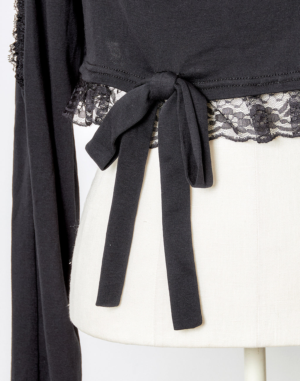 (Deliver In Late October) AVENCHUMU Open shoulder printed ribbon hood tops