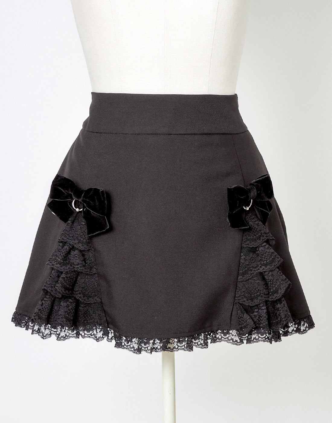 (Deliver In Late October) AVENCHUMU Body piercing ribbon lace tiered skirt