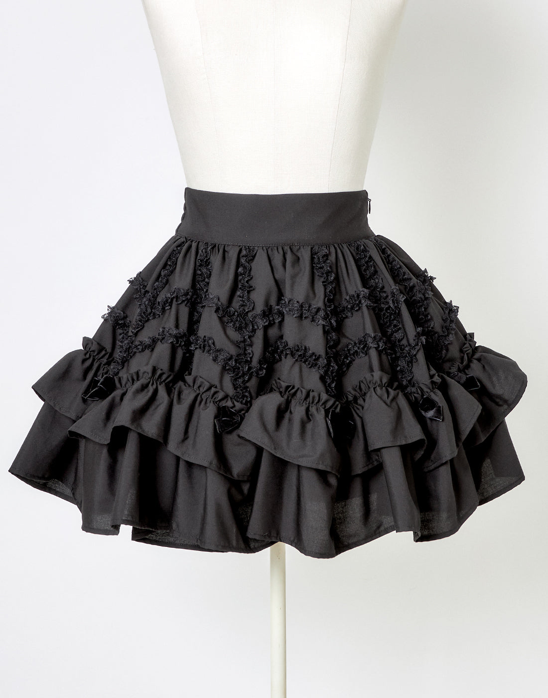 (Deliver In Late October) AVENCHUMU Lace spider frill & ribbon skirt