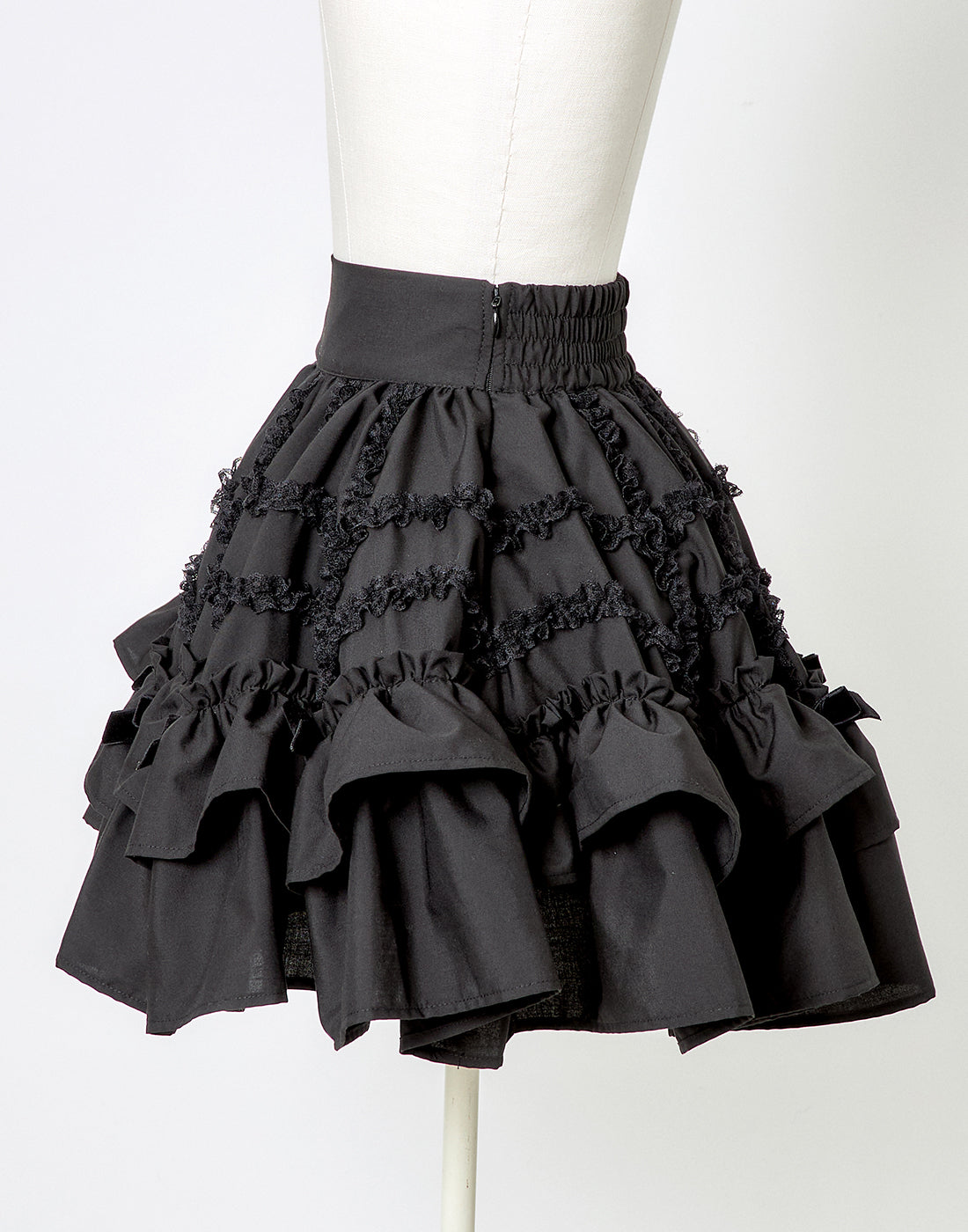 (Deliver In Late October) AVENCHUMU Lace spider frill & ribbon skirt