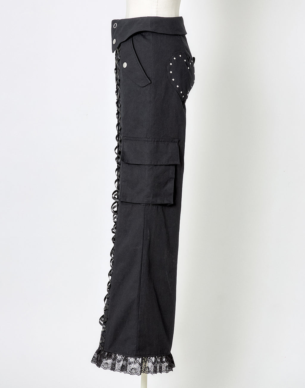 (Deliver In Late October) AVENCHUMU Heart studs pocket lace up pants