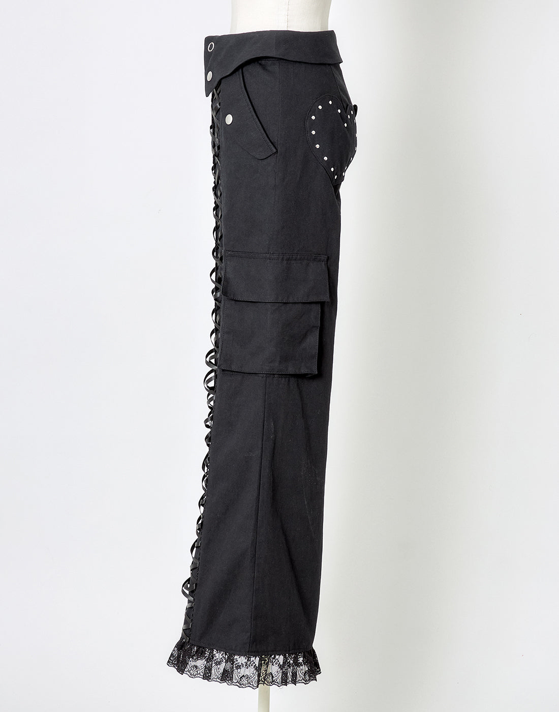 (Deliver In Late October) AVENCHUMU Heart studs pocket lace up pants