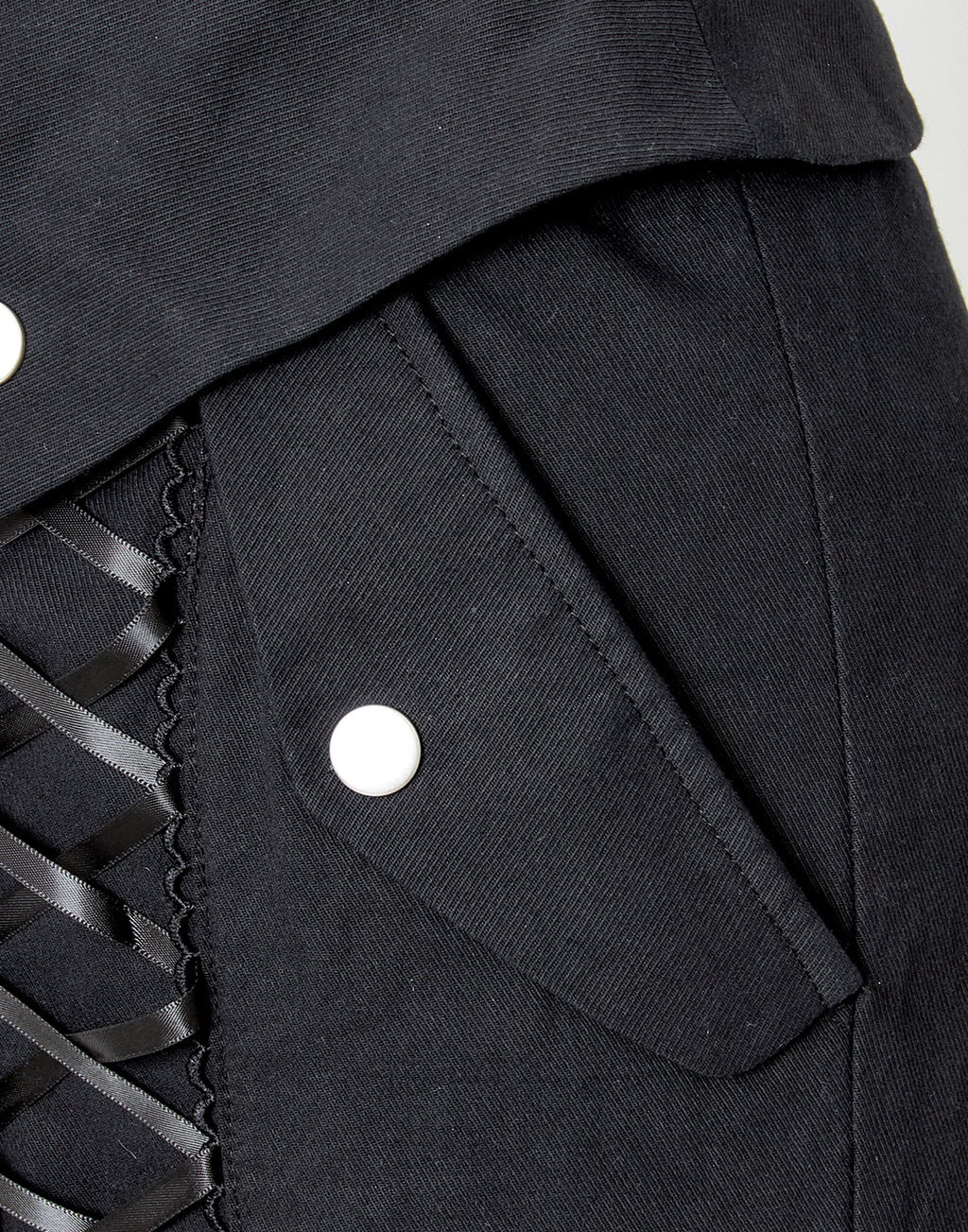 (Deliver In Late October) AVENCHUMU Heart studs pocket lace up pants