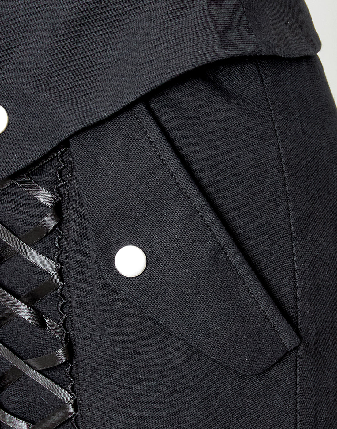 (Deliver In Late October) AVENCHUMU Heart studs pocket lace up pants