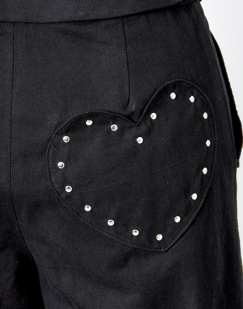 (Deliver In Late October) AVENCHUMU Heart studs pocket lace up pants