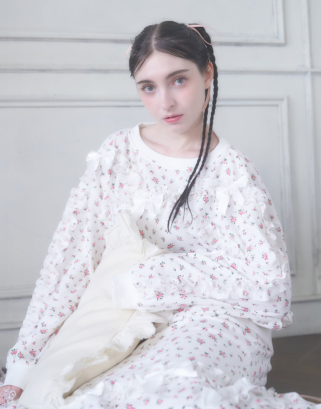 <Deliver In November> Lolime frilly tiny floral Sweat Shirt