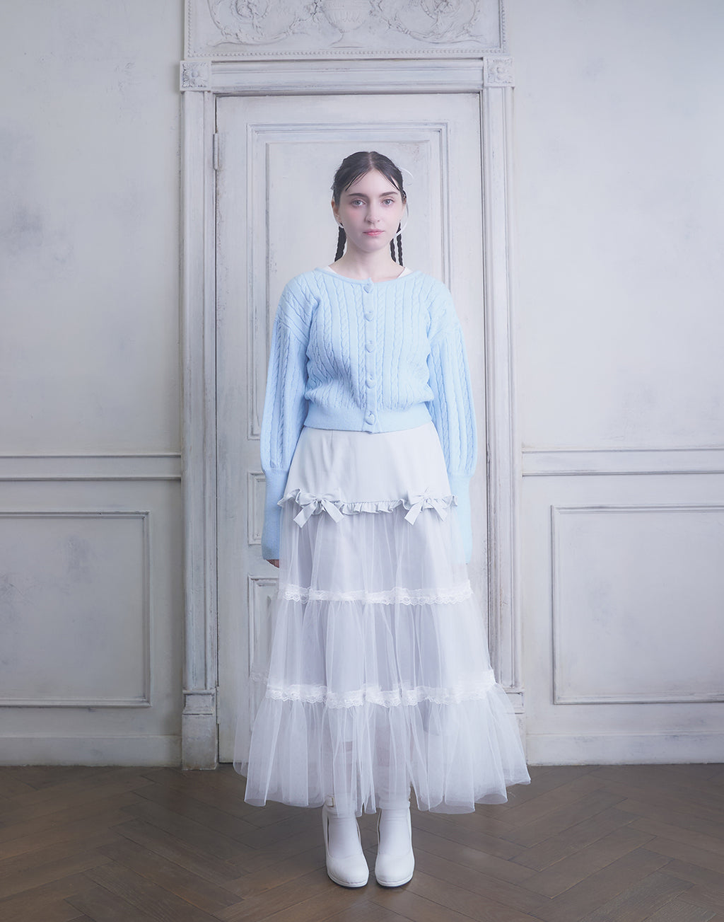 <Deliver In November> Lolime Heart Hole Knit Cardigan