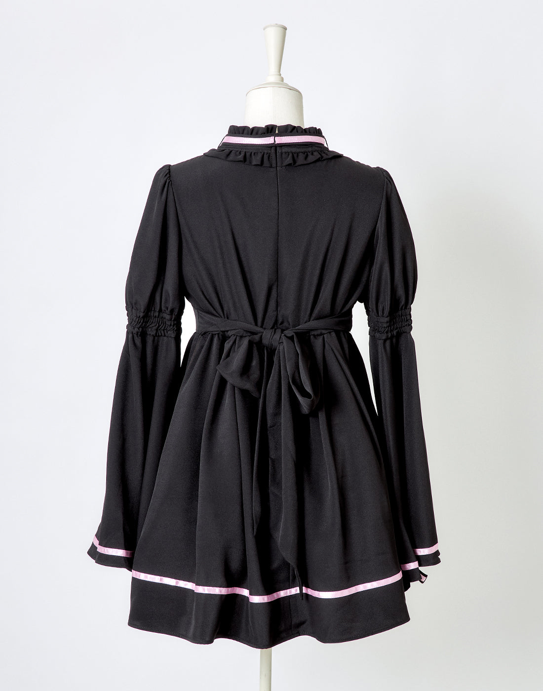 AVENCHUMU Melty bicolor ribbon flare sleeve one piece