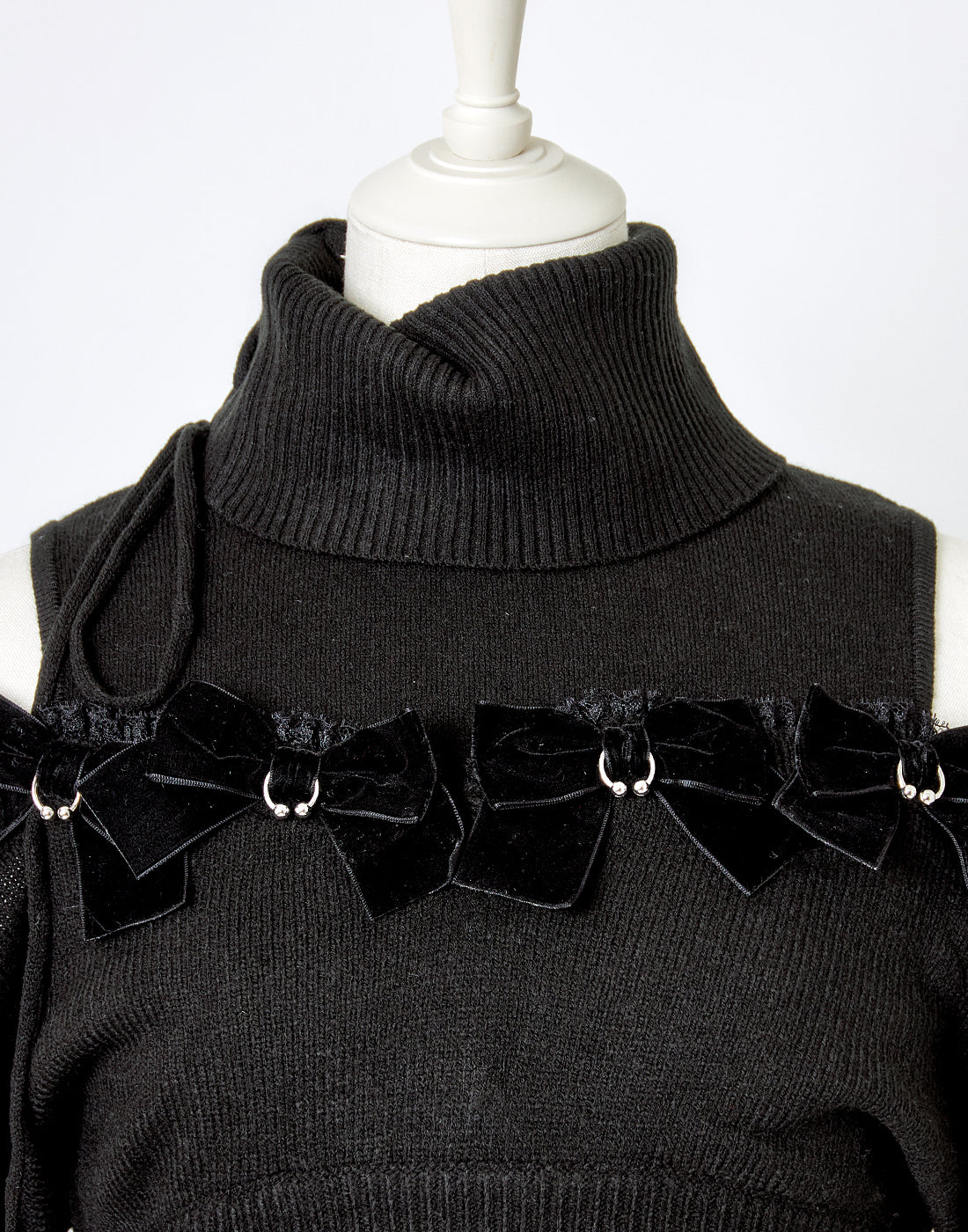 AVENCHUMU Piercing Ribbon open shoulder one piece