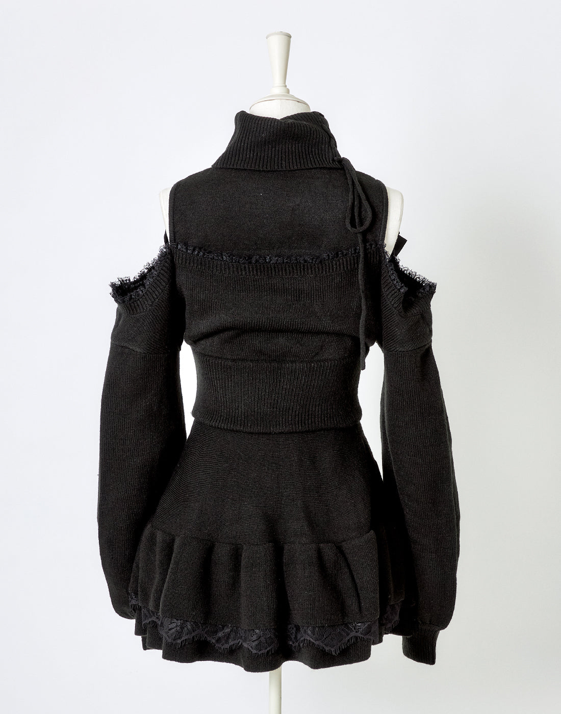 AVENCHUMU Piercing Ribbon open shoulder one piece