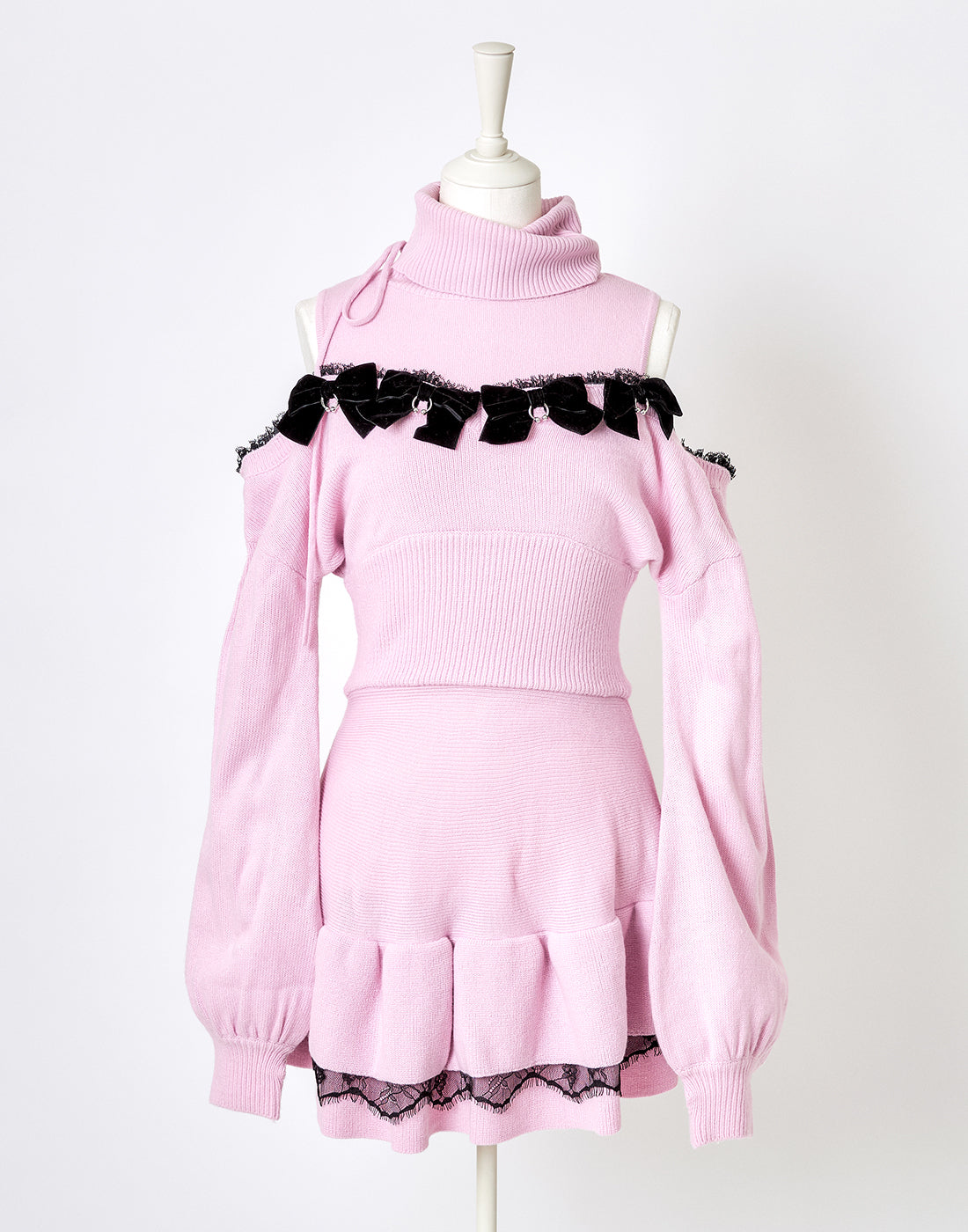 AVENCHUMU Piercing Ribbon open shoulder one piece