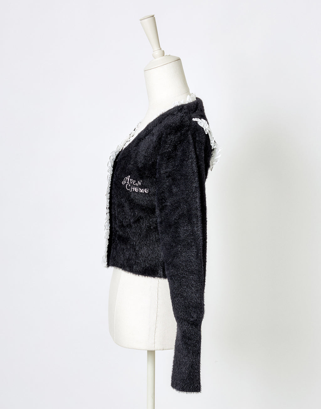 AVENCHUMU Body piercing button sailor shaggy knit cardigan