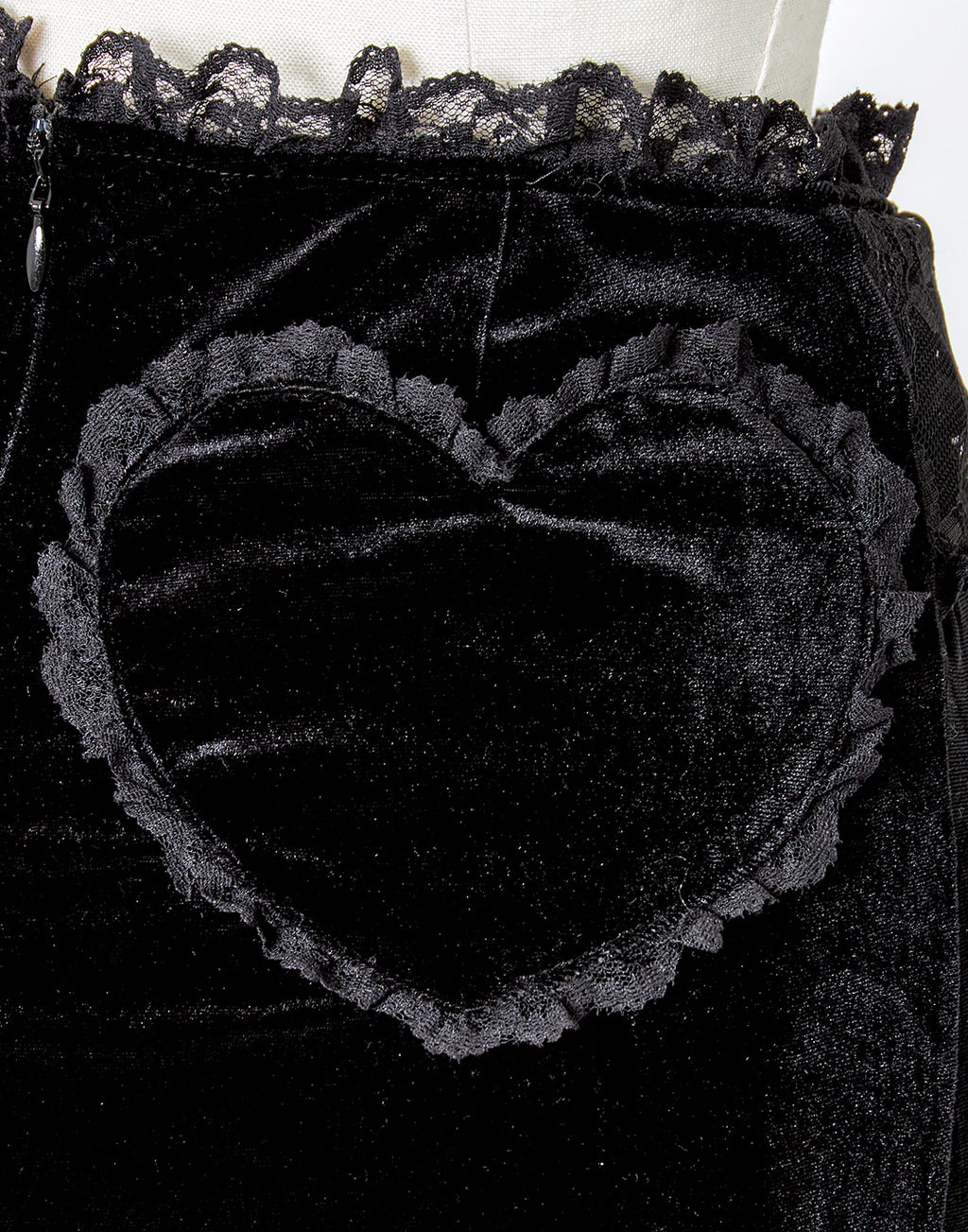 AVENCHUMU Rhinestone logo garter velor flare pants