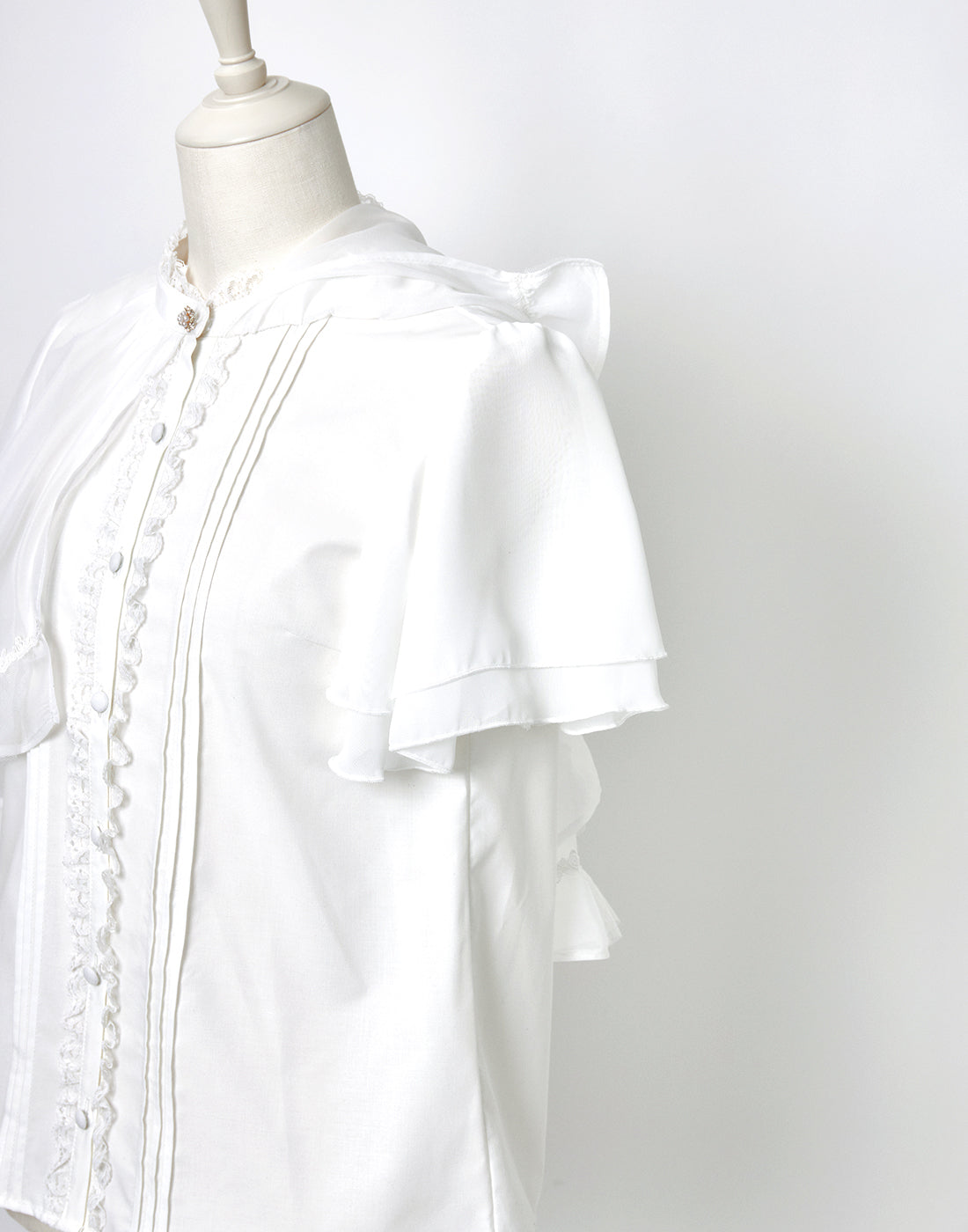 <April Delivery> mellfy memory Angel's play sheer cape Blouse
