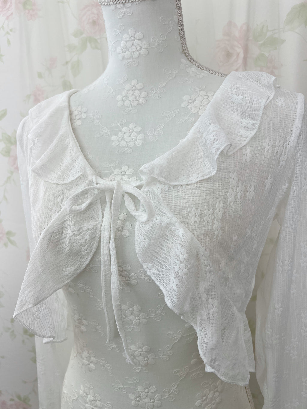 Lacy Front String Cardigan (White)