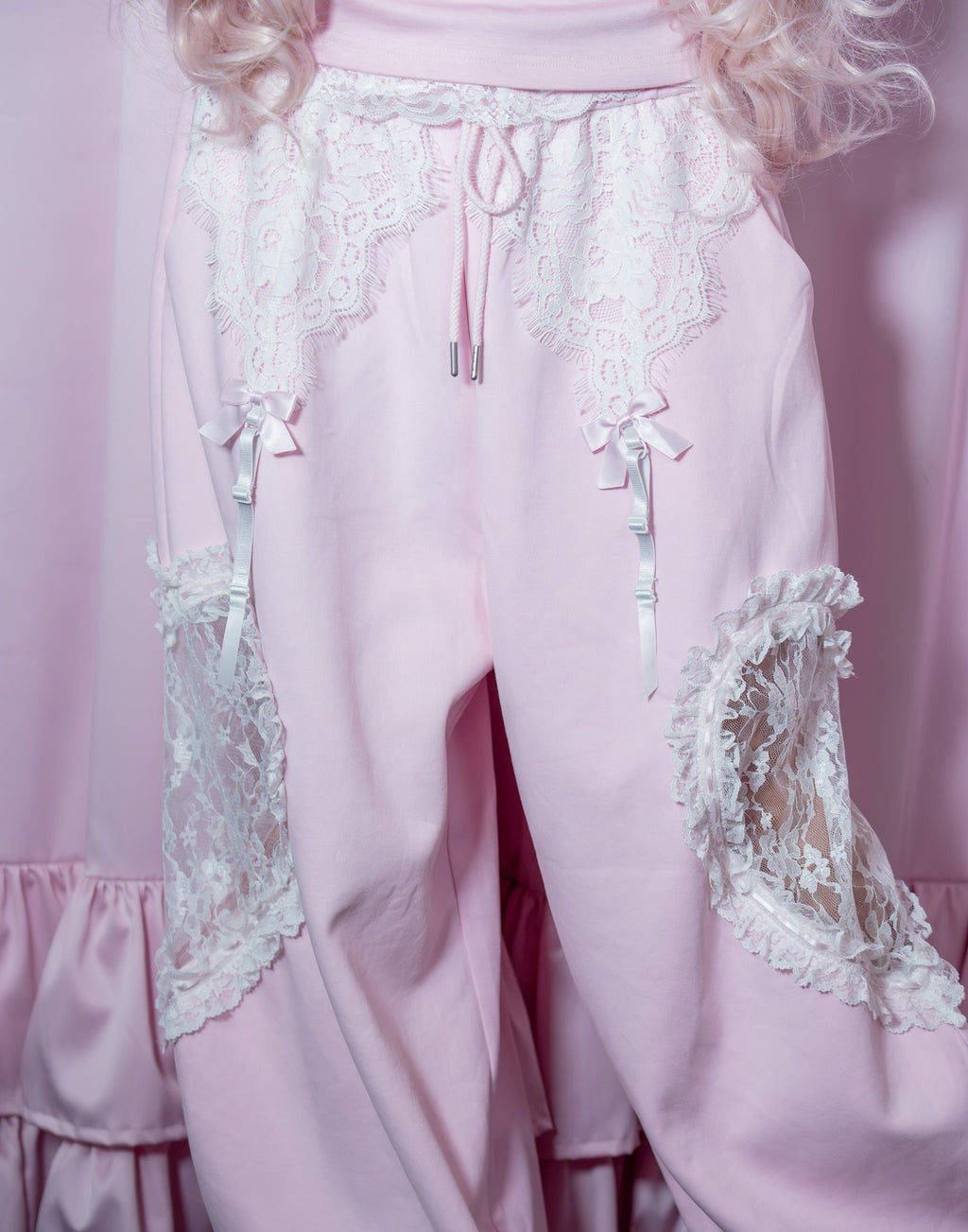 AVENCHUMU Lace hearts garter sweat pants