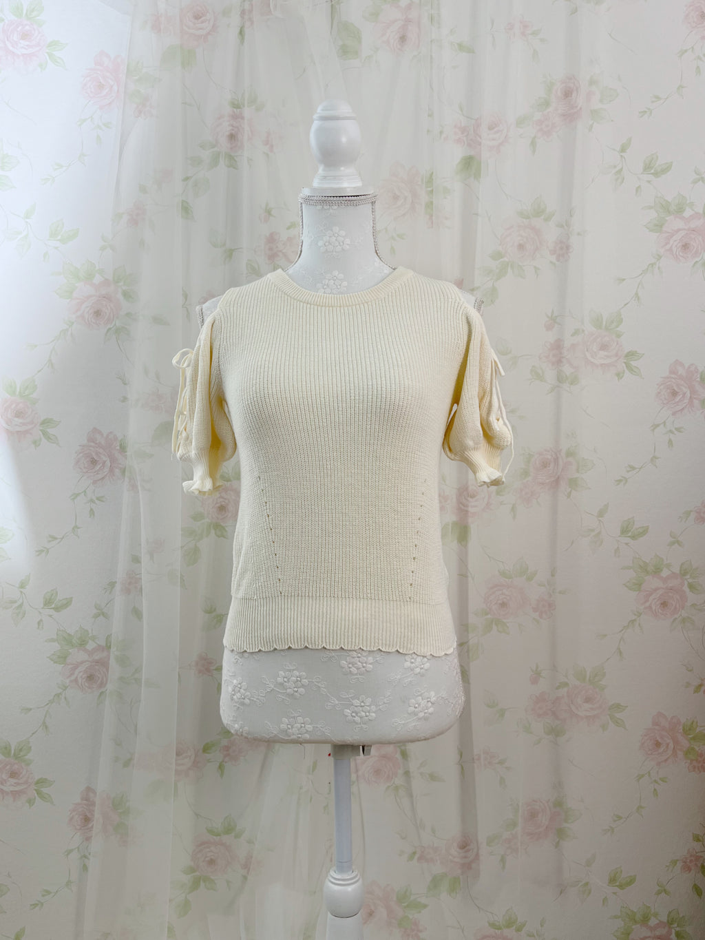 LIZ LISA SIde Laced Up Sleeve Knit Top(Ivory)