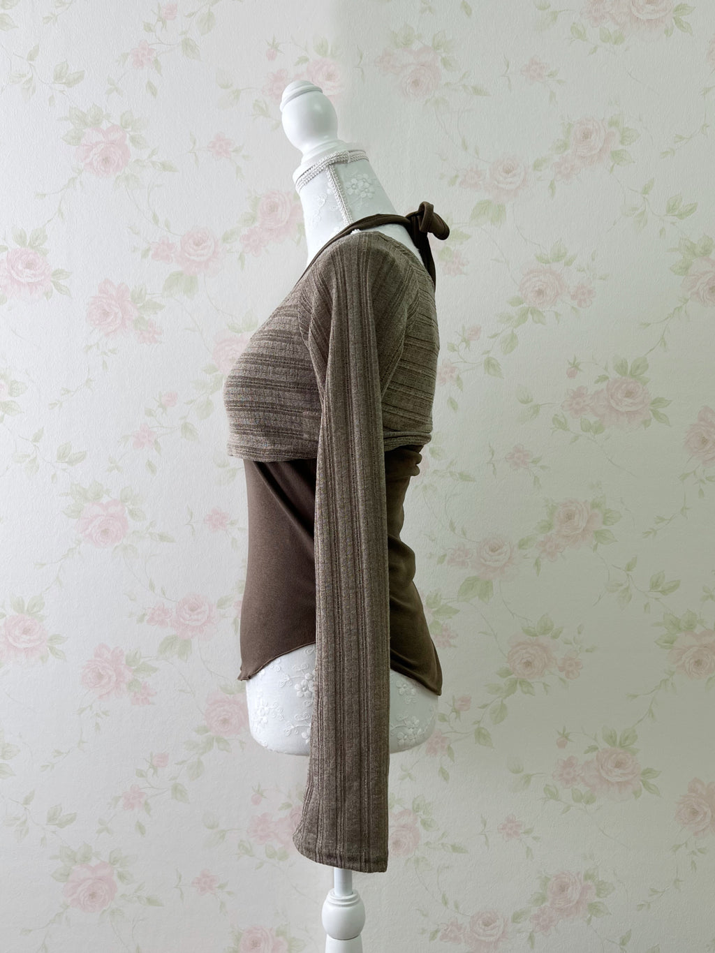 Wide Sleeve Top & Tank Top Set (Brown)