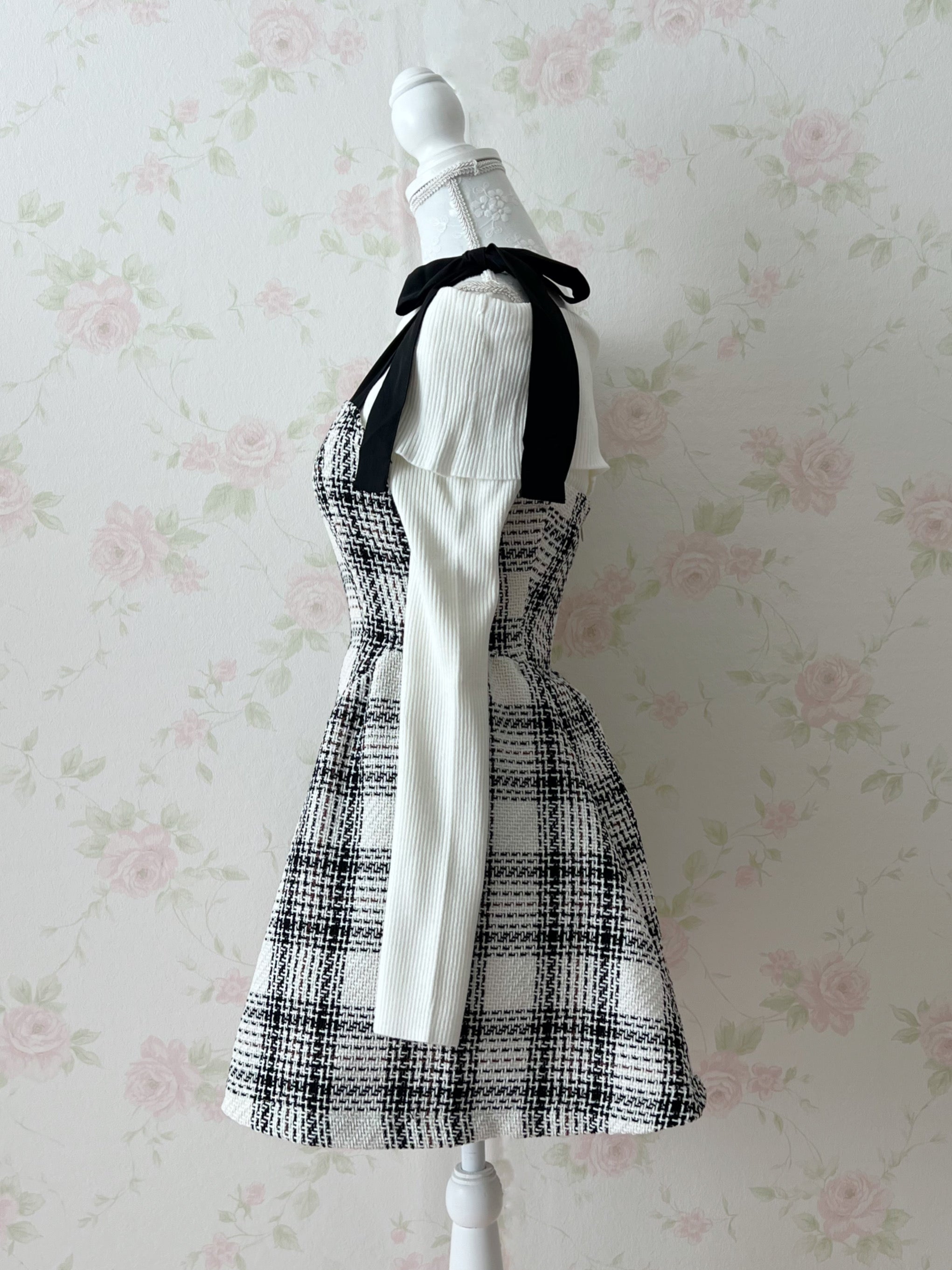 Shoulder Bow Checked A-Line Dress (White)