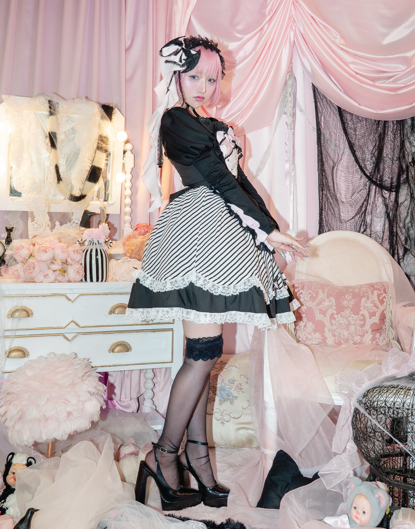 AVENCHUMU Love heart's cake angel one piece