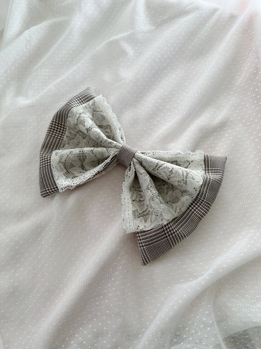 Kirallum Tokyo Handmade Big Bow (Lace Checked)
