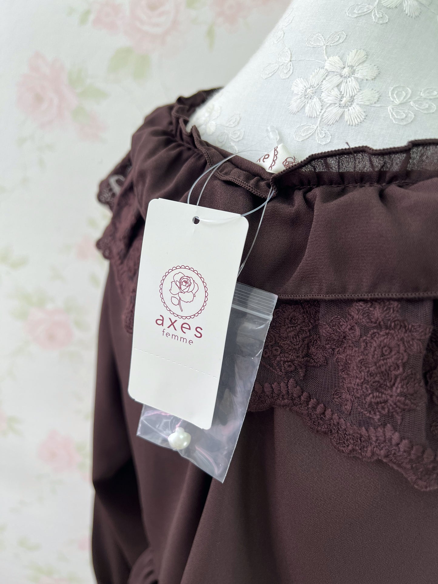 axes femme Lacy Bolero Blouse (Chocolate)