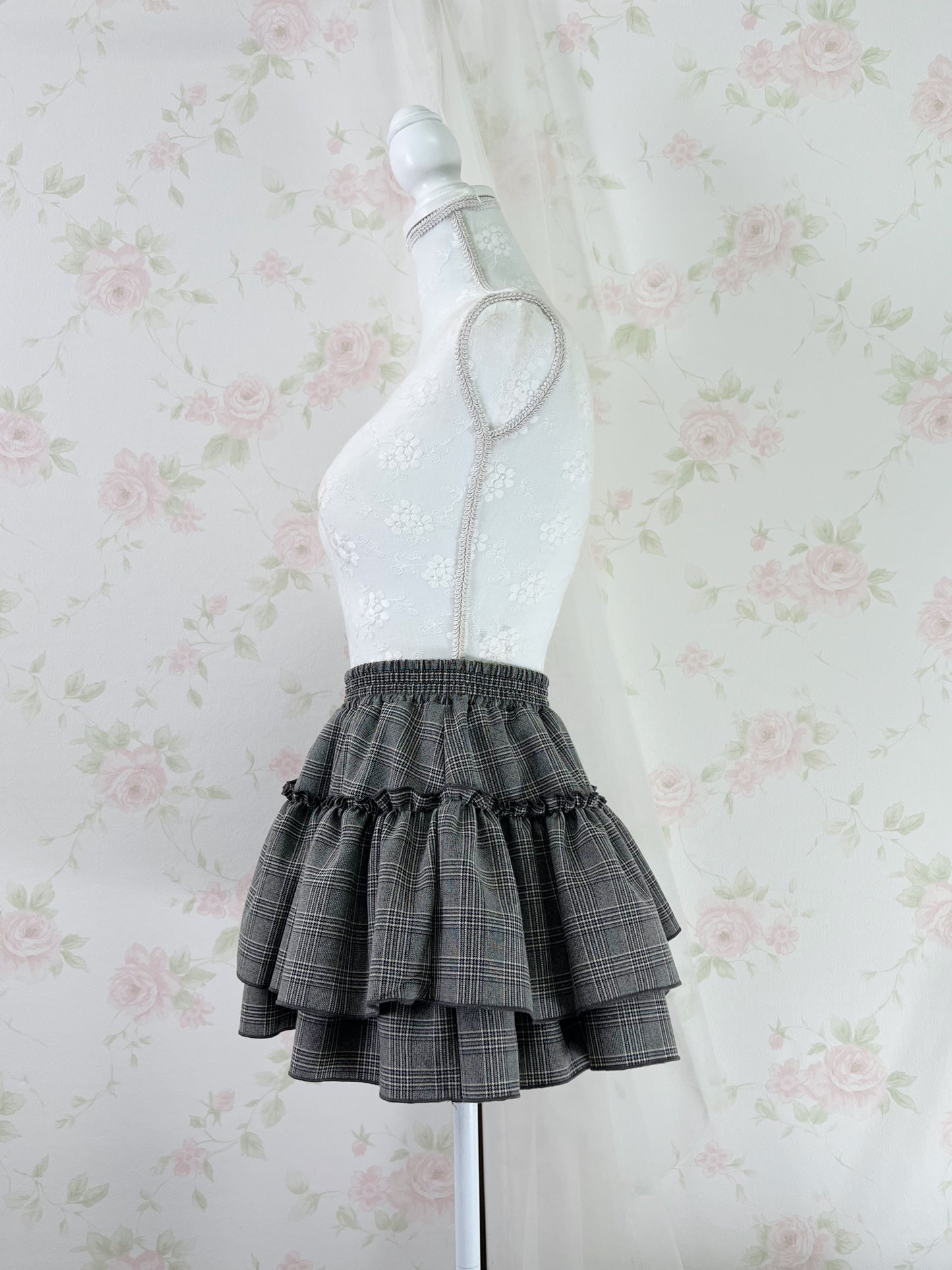 GRL 2 Layered Checked Skirt (Gray)