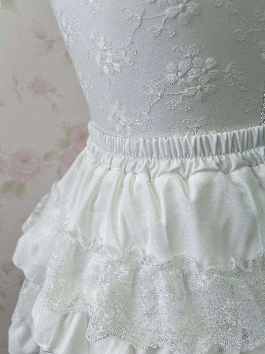 Layered Shoujo Sukapan (White)