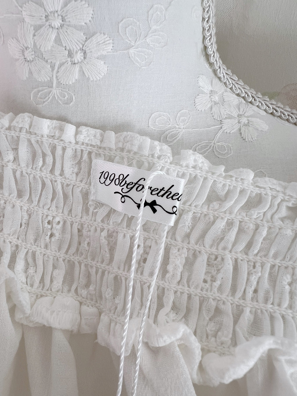 1998beforethedawn Bella Top