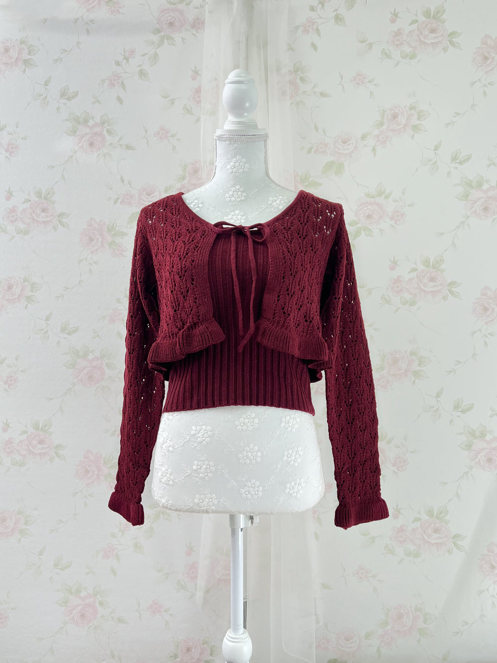Ruffled Hem Knitted Camisole Cardigan Set (Strawberry Red)