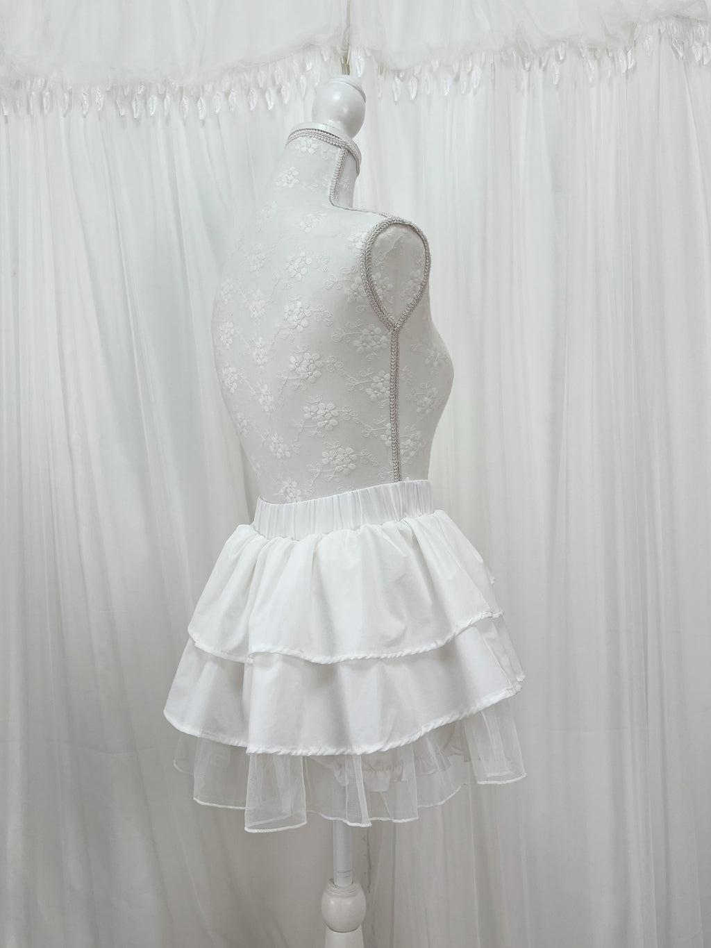 Tulle Hem Tiered Skirt (White)