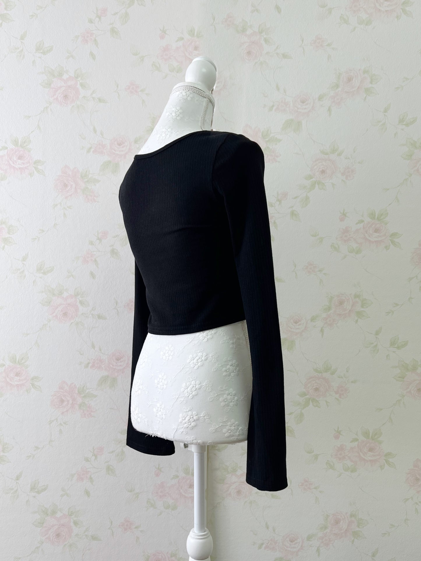 (Pre-order) GRL Lace York Shoujo Long Sleeved Top (Black)