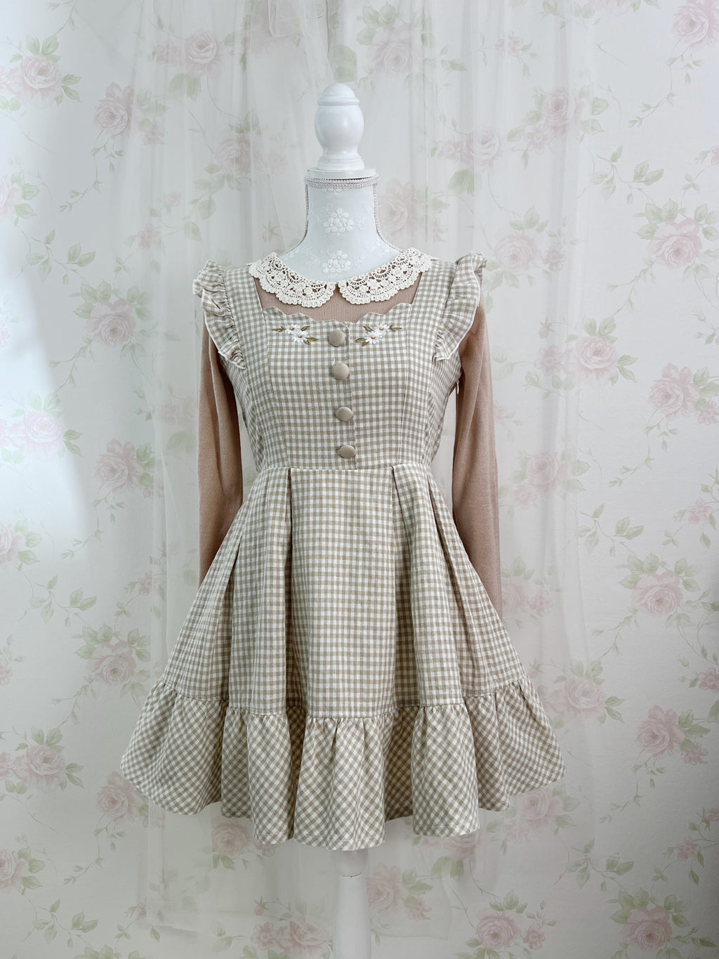 earth music & ecology Lace Collar Knit Top (Milk Tea)