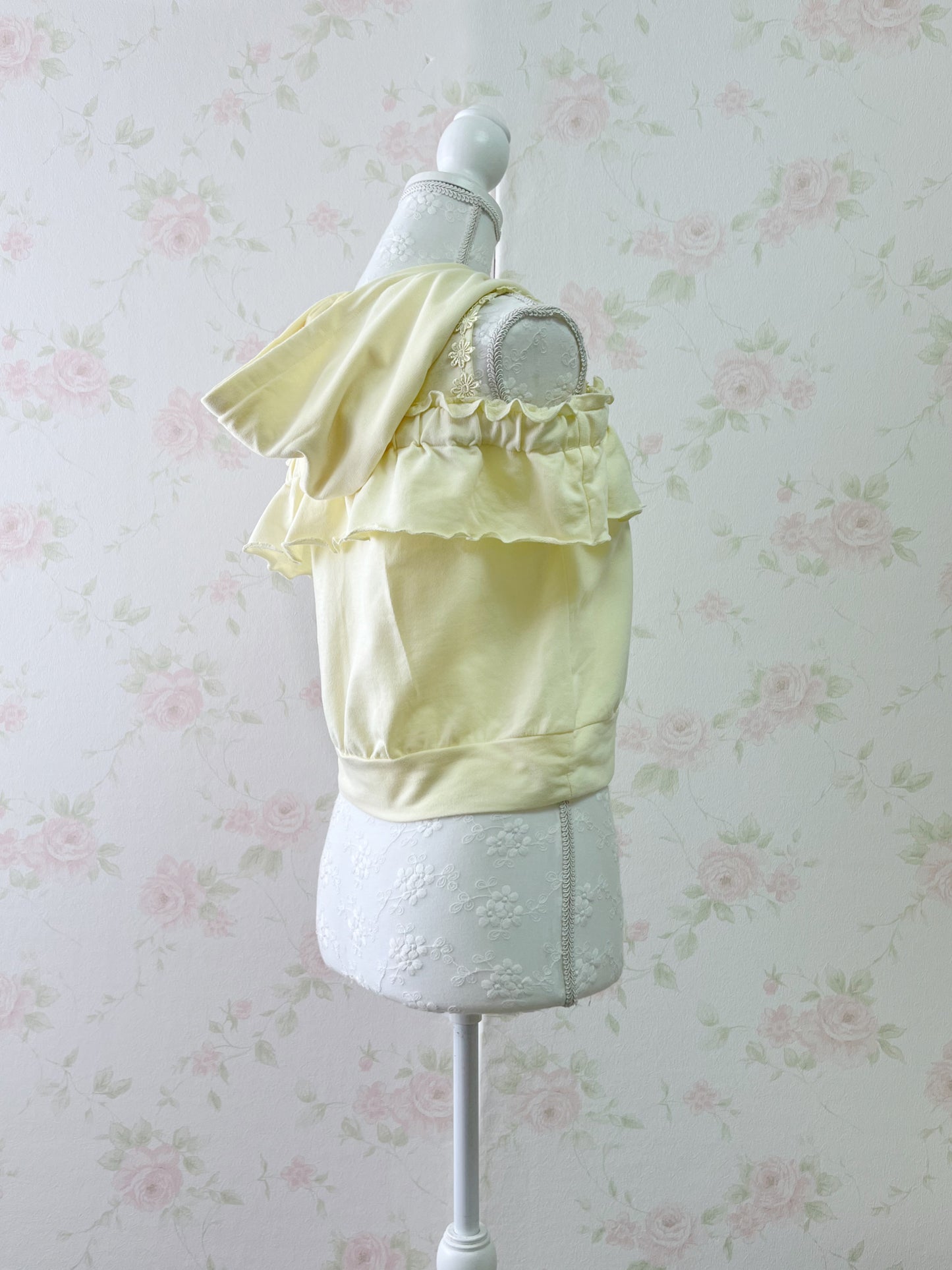 LIZ LISA Floral Lace Tulle Hoodie (Lemon yellow)