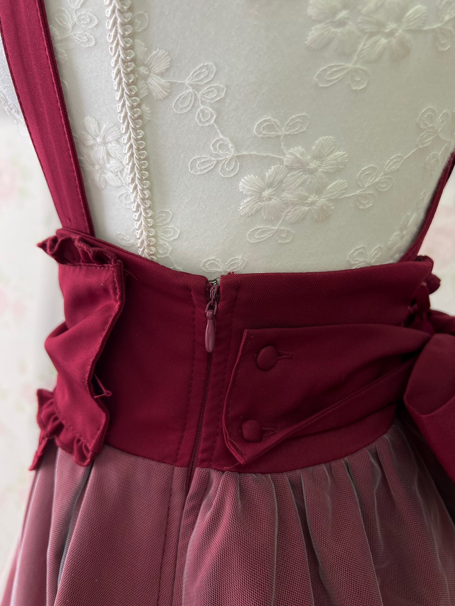 Amavel Waist Bow Tulle Jumper Skirt