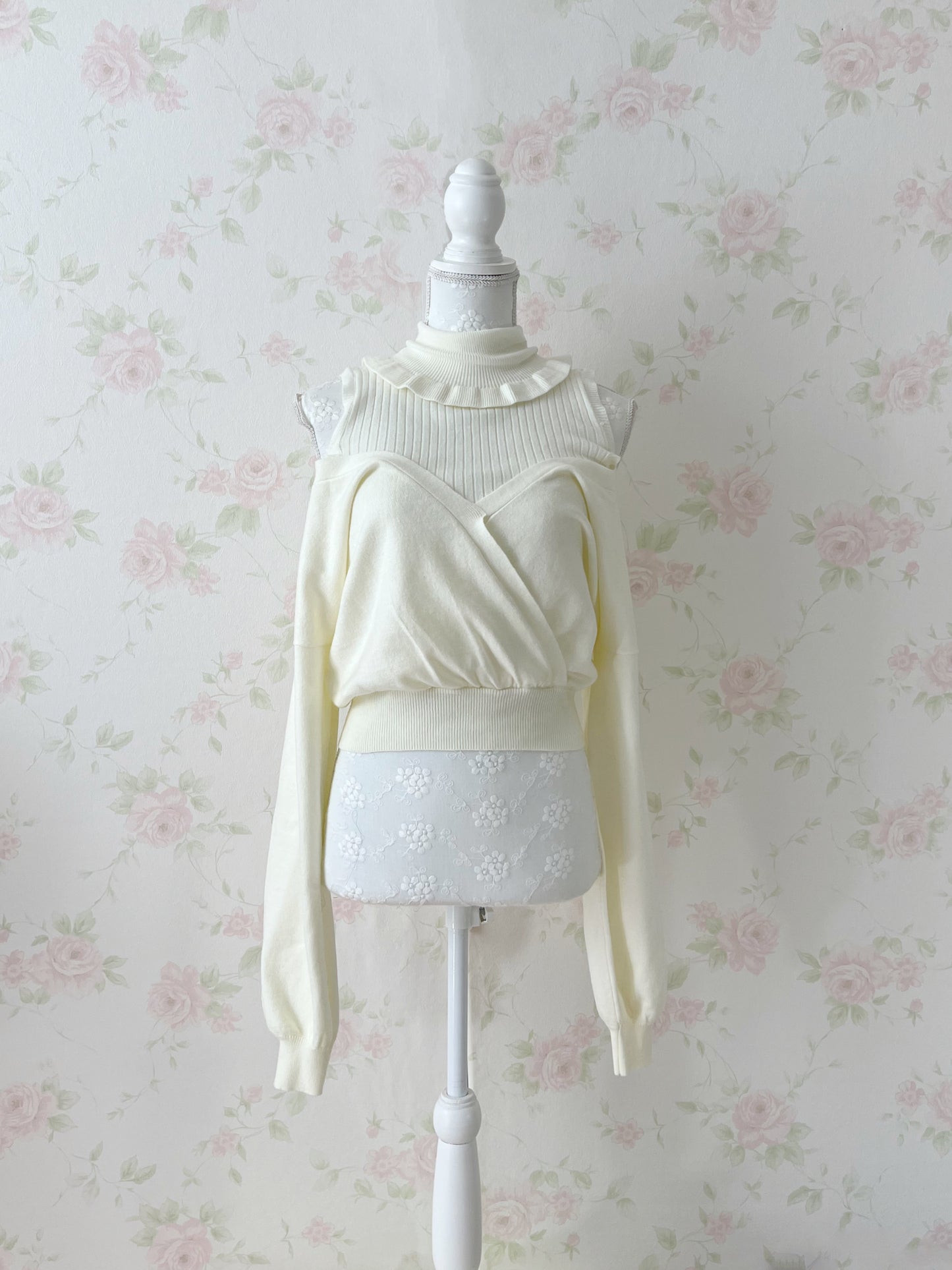 (20% OFF) Ank Rouge Off Shoulder High Neck Knit Top