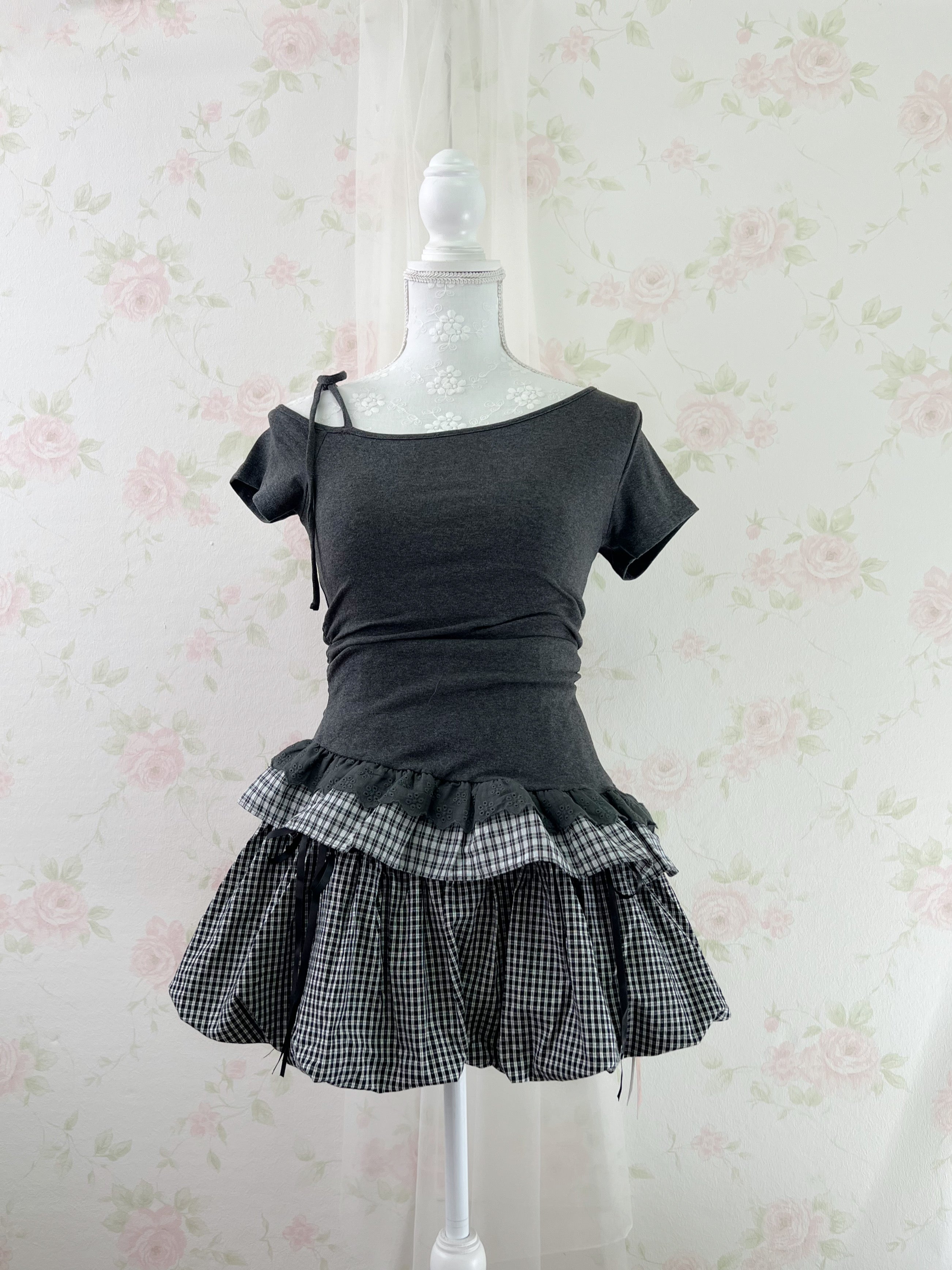 Checked Ruffled Hem One Shoulder T-shirt