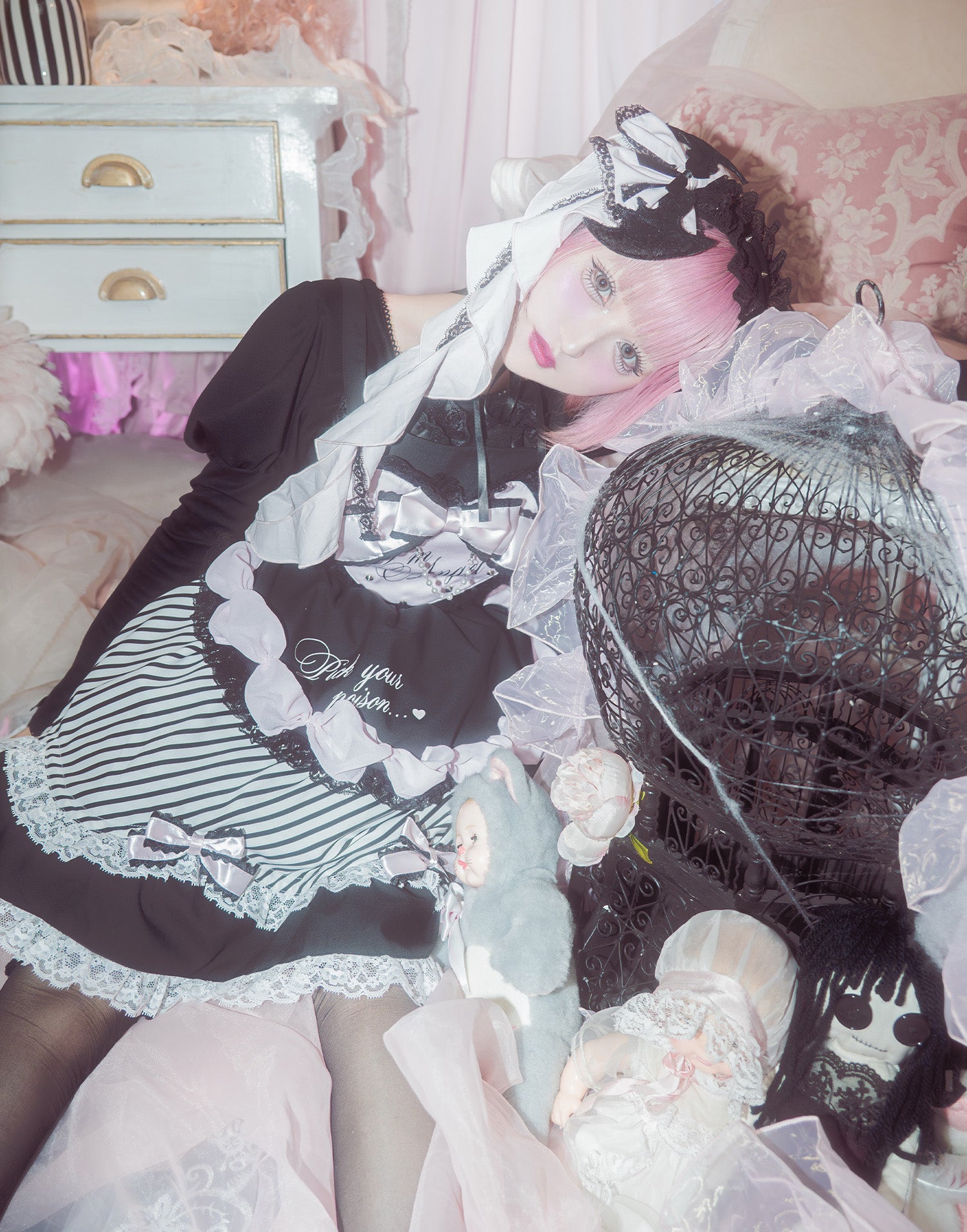 AVENCHUMU Love heart's cake angel one piece