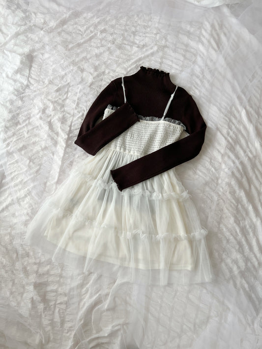 GRL High Neck Mellow Knit Top (Chocolate)