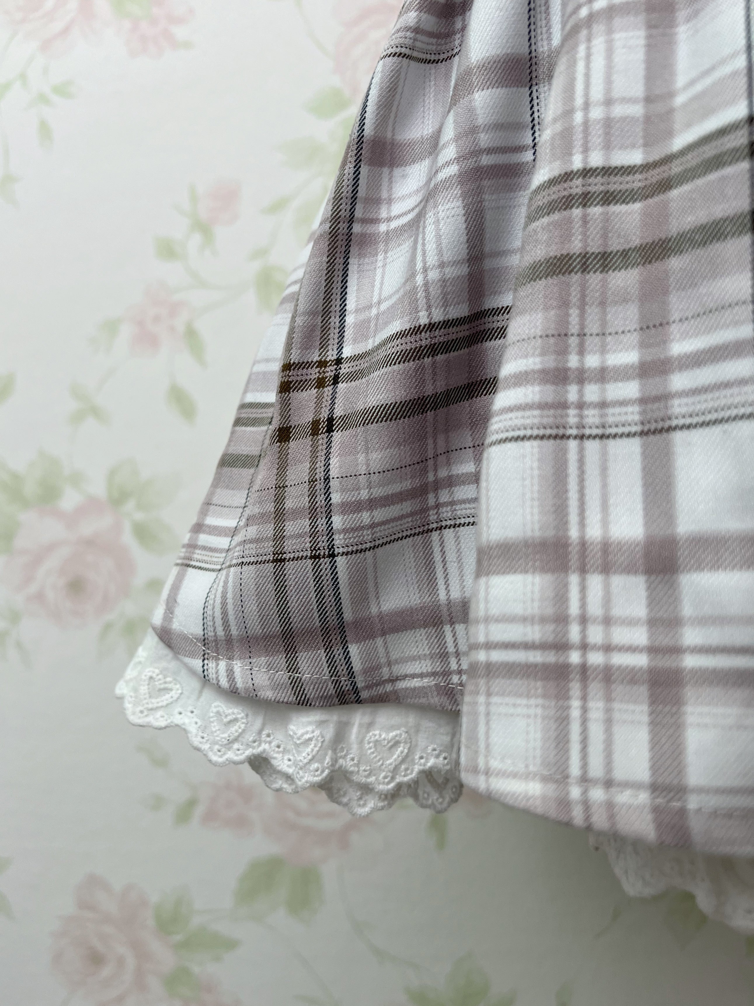 Pium Hem Lace Checked Skirt (Grayish Pink)